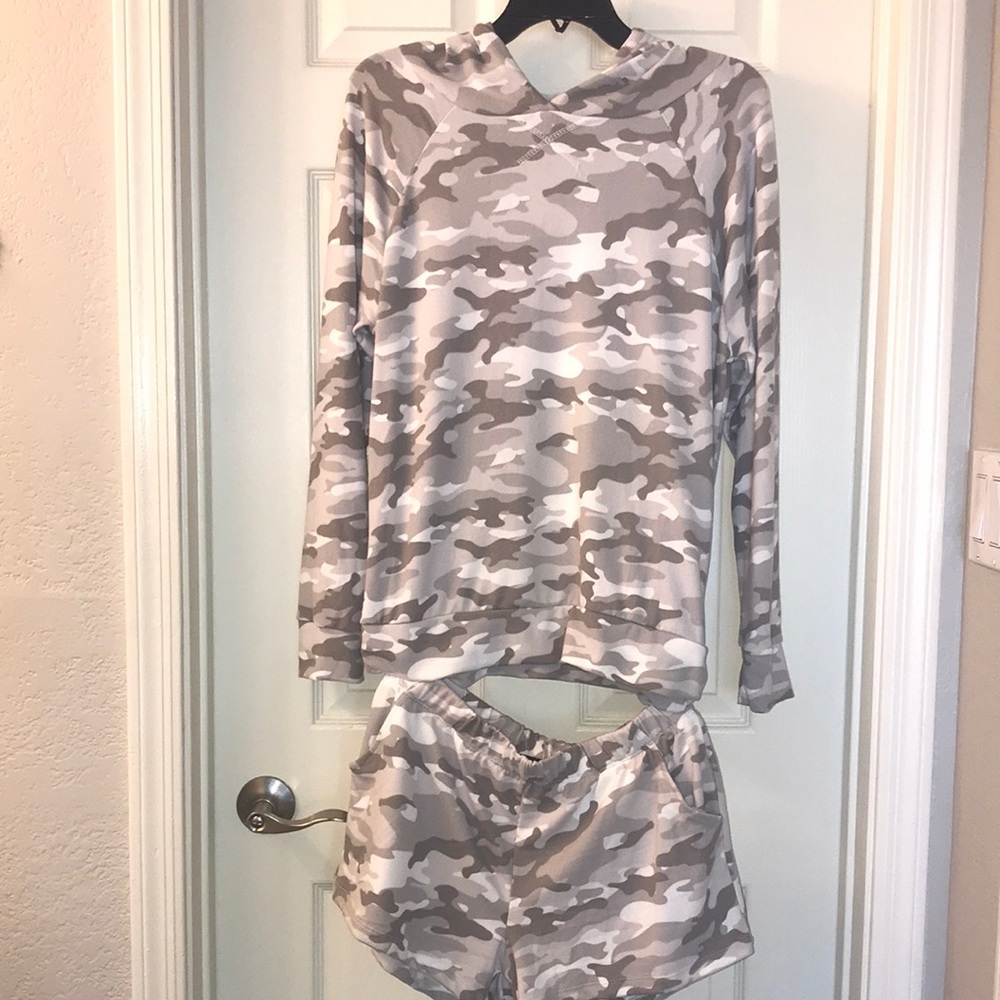 Lounge Hoodie Shorts Set